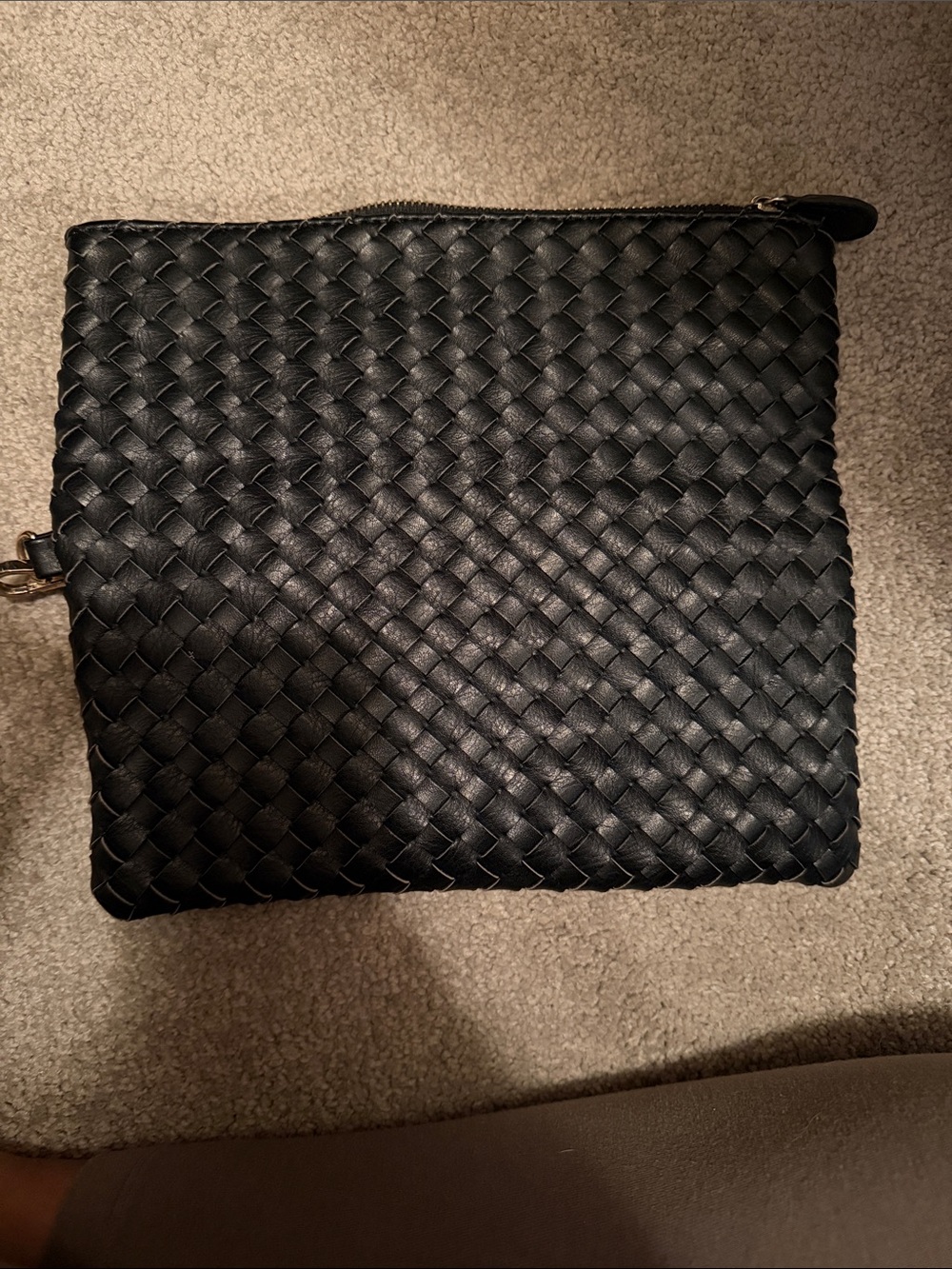 Urban Expressions Black Woven Clutch Wristlet